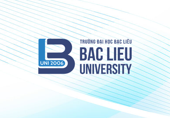 Thí sinh trúng tuyển làm thủ tục nhập học đợt 1 năm 2025